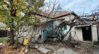 Tápéi családi ház