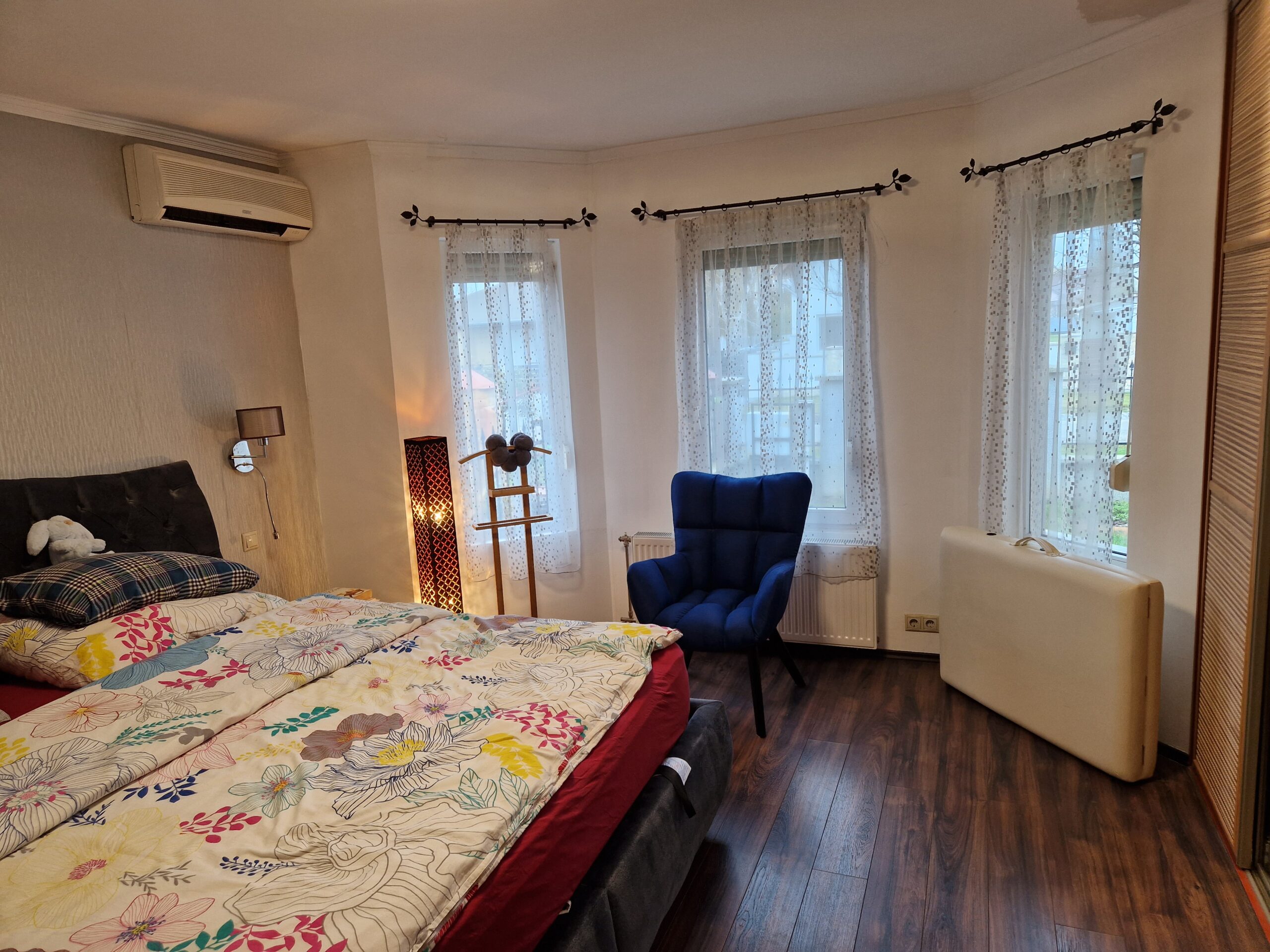 Domaszéki kétgenerációs családi ház