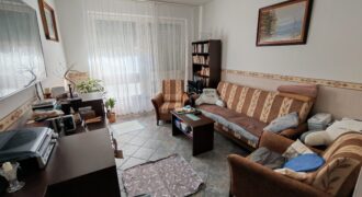 Kertkapcsolatos 3 szobás lakás