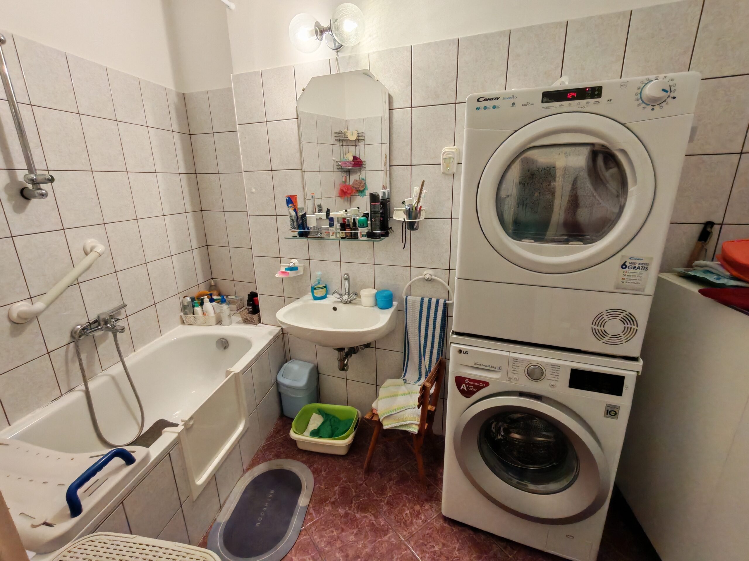 Kertkapcsolatos 3 szobás lakás