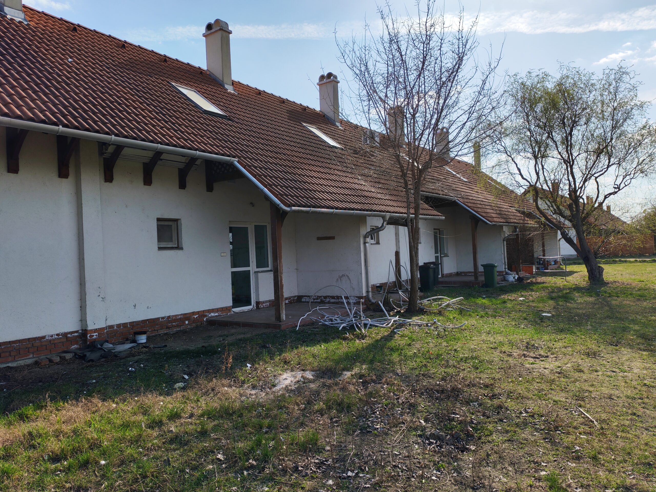 Kisteleki sorház saját kertrésszel