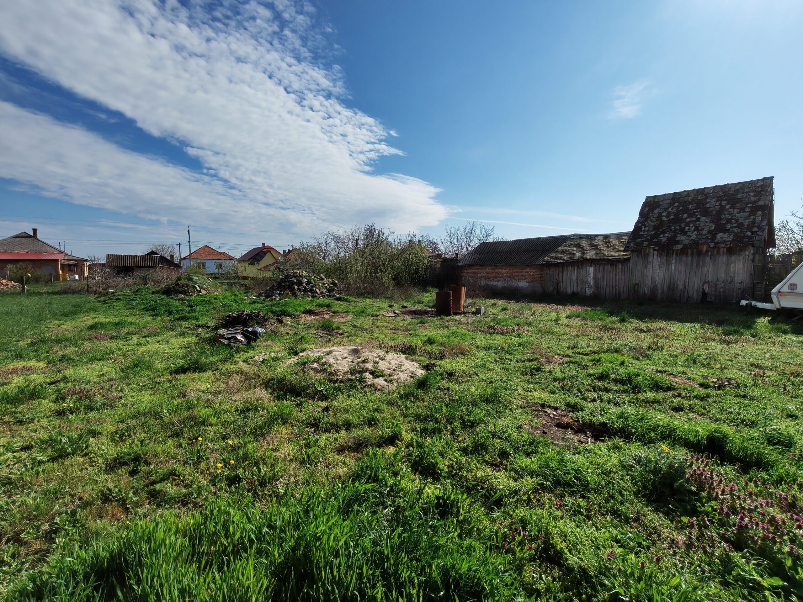 Maroslelei befejezetlen családi ház