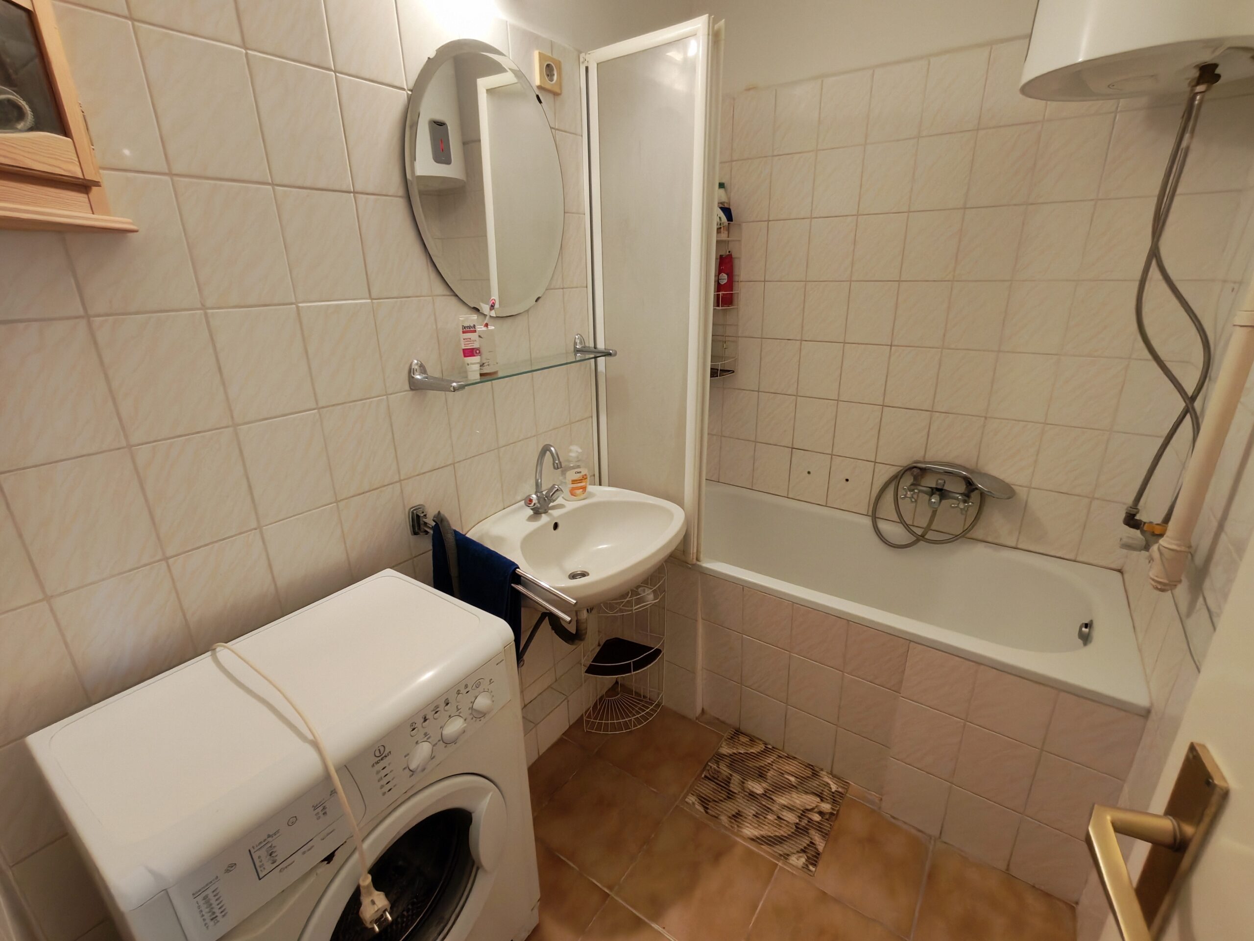 MÓRAVÁROSI 3 SZOBÁS LAKÁS