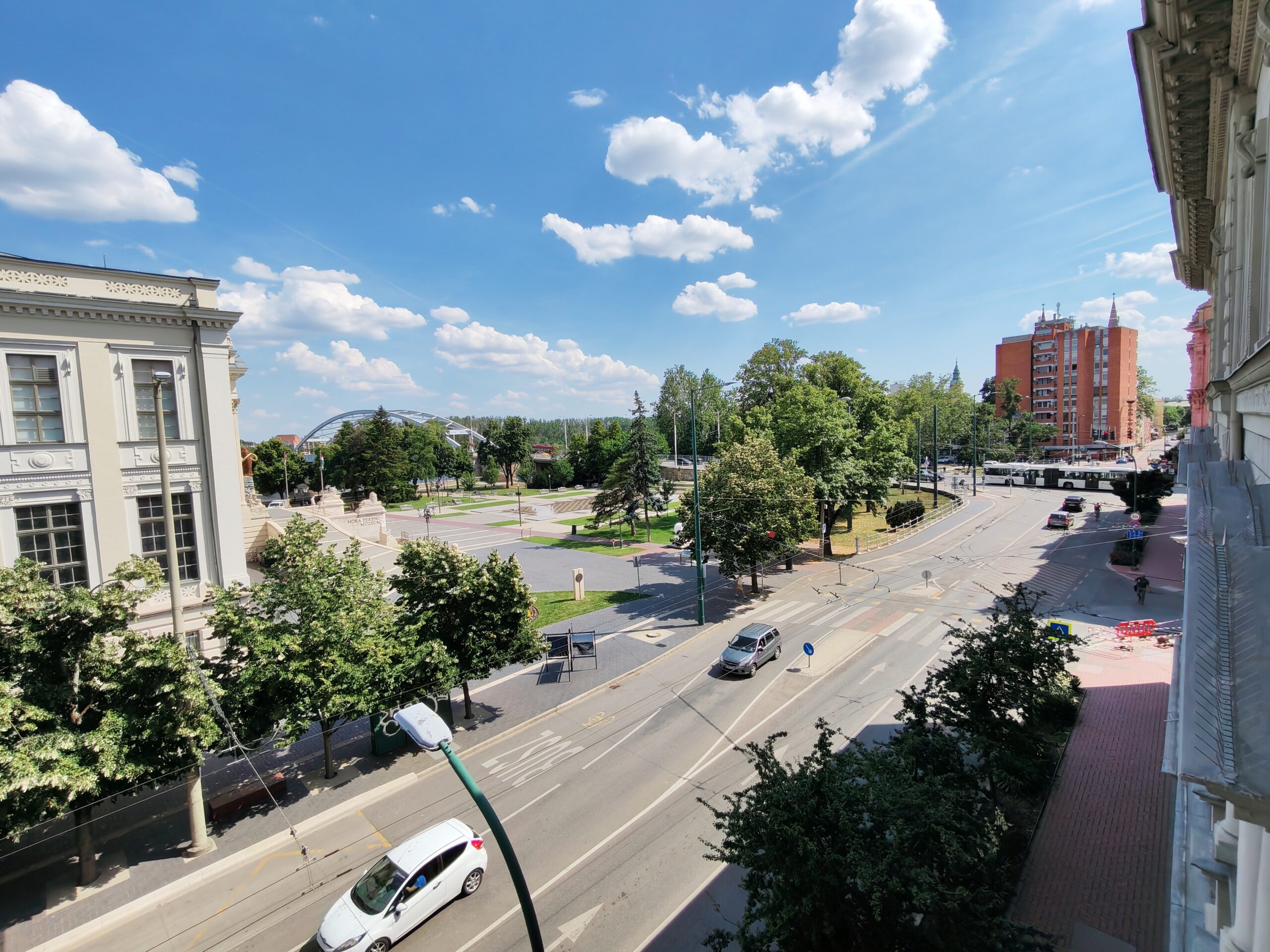 Exklúzív panorámás lakás
