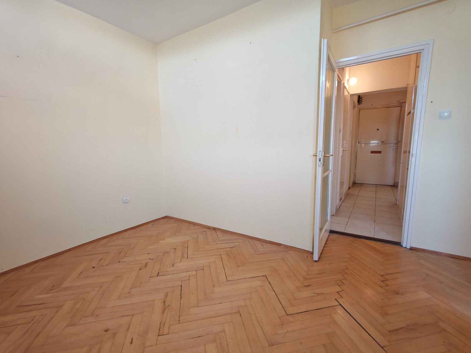 Egyetem melletti 2 szobás lakás
